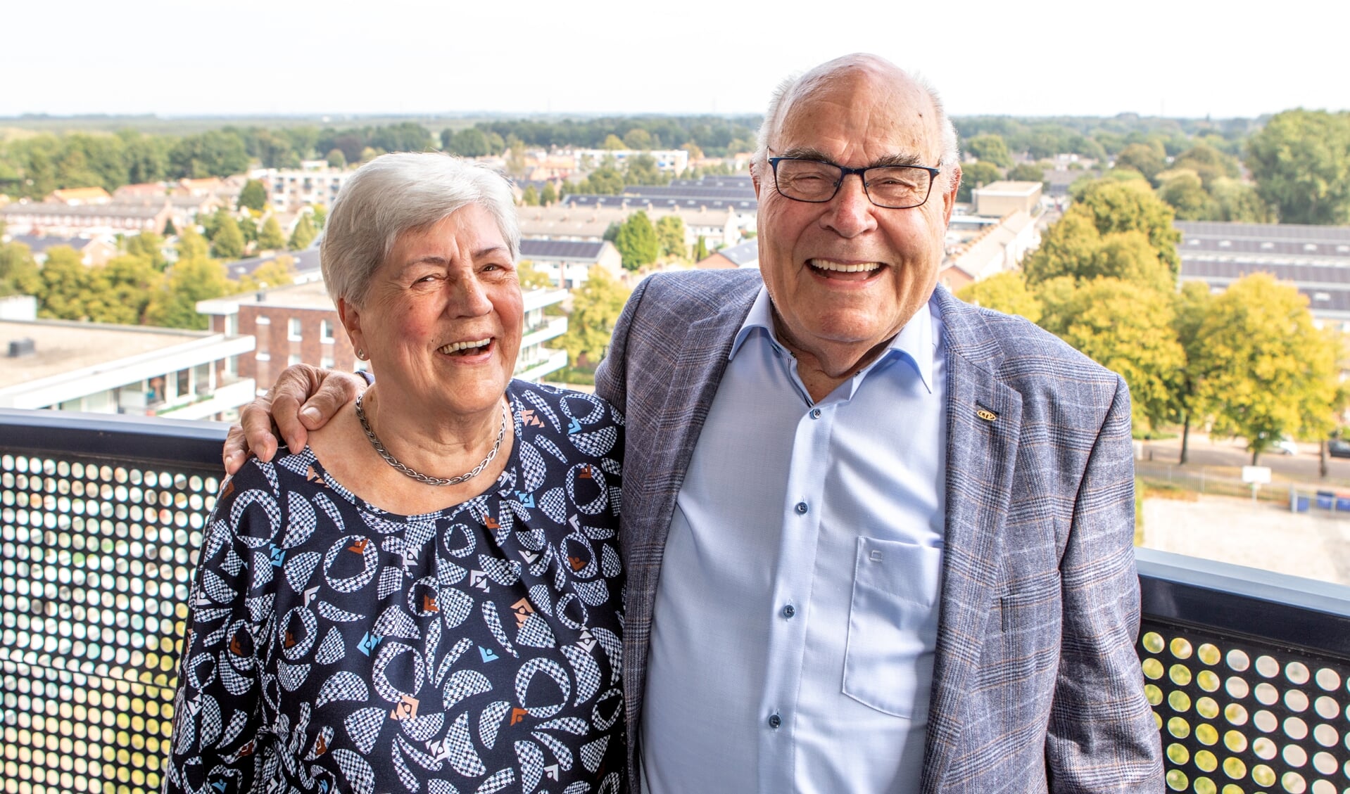 Bob en Janny Bossema uit Stadskanaal zijn al zes decennia gelukkig met elkaar. (foto: Auniek Klijnstra)