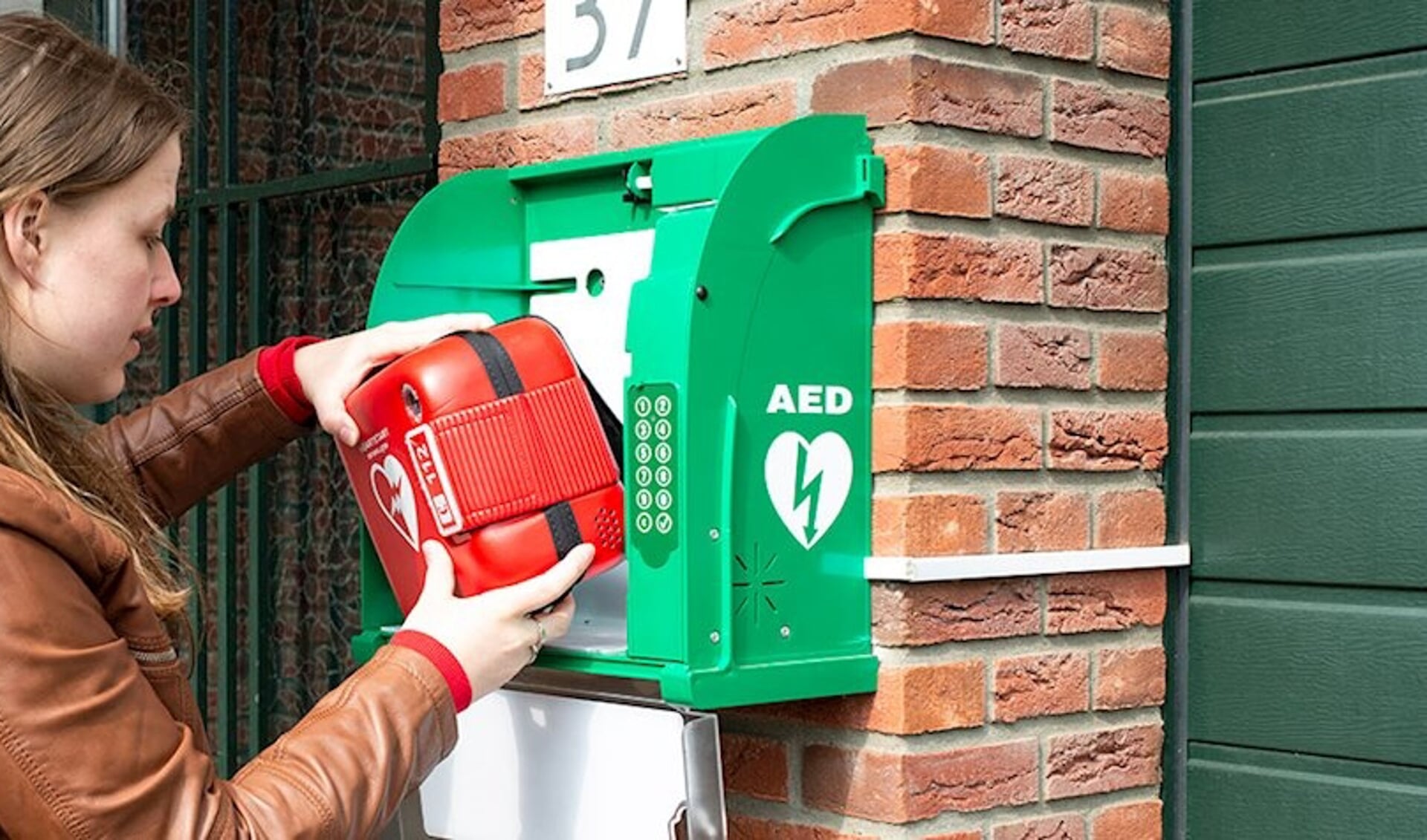 AED's redden veel levens. Foto: Hartstichting.