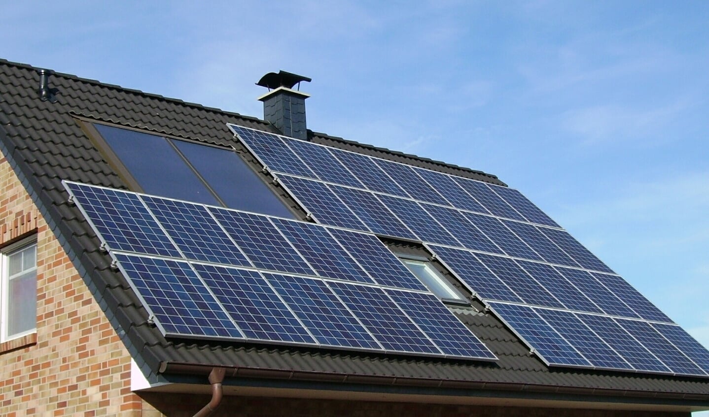 Met een zonnepanelendichtheid van ruim 29 procent scoort Drenthe boven het Nederlandse gemiddelde van 27 procent.