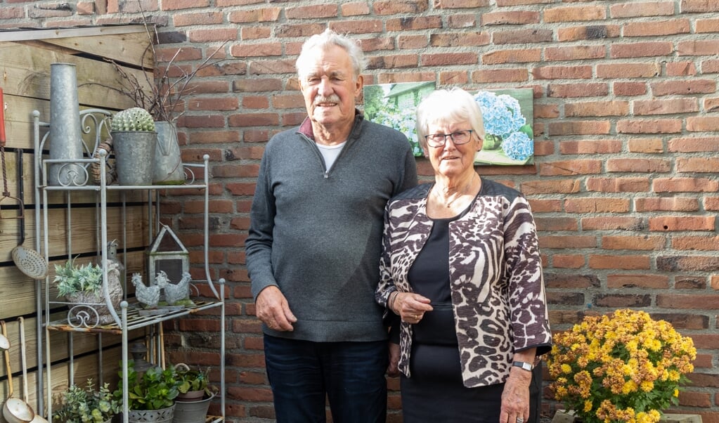 Nes en Stien van Hoorn uit Ter Apel zijn al ruim zes decennia gelukkig met elkaar. (foto: André Dümmer)