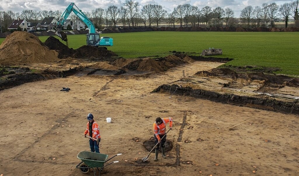 Tijdens het archeologisch onderzoek in de Daalkampen is onder meer een huisplattegrond uit de IJzertijd gevonden. (foto: Hunebedcentrum)
