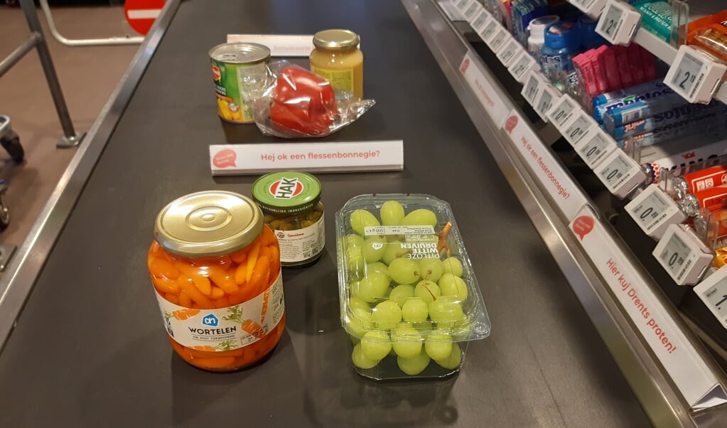 De beurtbalkjes waren vorig jaar al een succes in de Drentse supermarkten. (foto: Huus van de Taol)