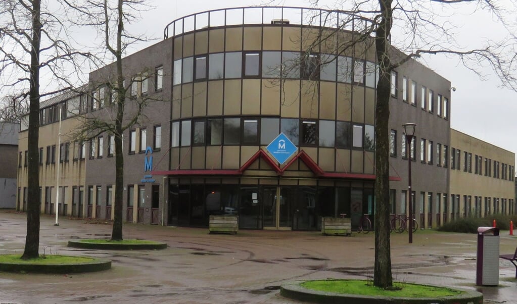 Het voormalige gemeentehuis in Muntendam.