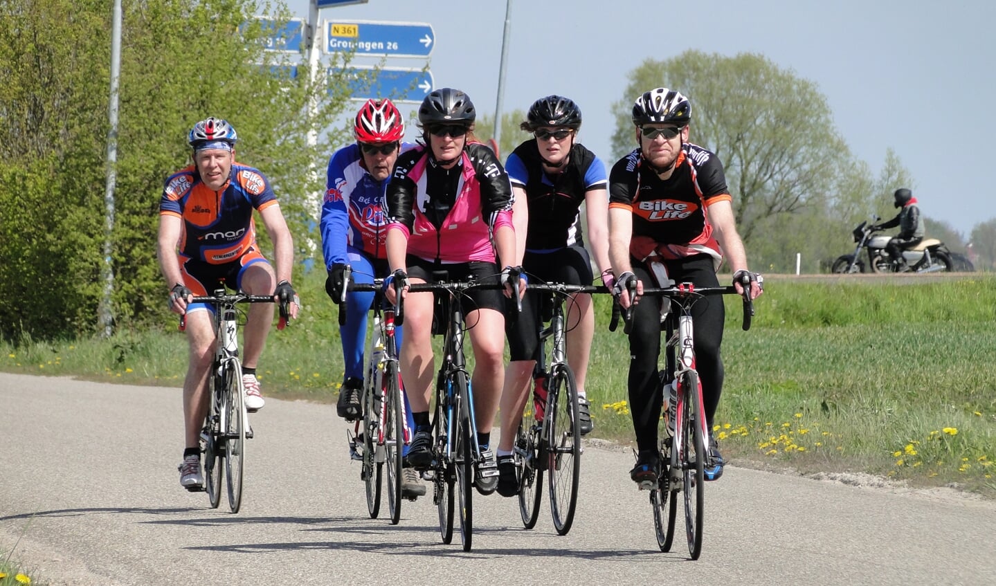 De sportieve fietsers kunnen kiezen uit afstanden van 85 en 145 kilometer.