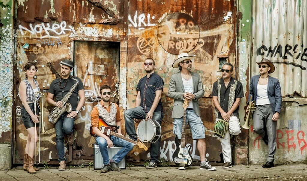 De Latijns-Amerikaanse Band Sindicato Sonico is de afsluiter van het Stadshavenfestival.