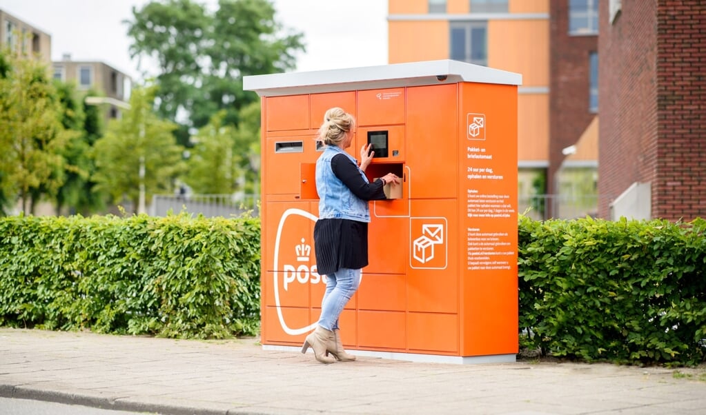 Een pakketautomaat zoals deze in Stadskanaal te vinden is. (foto: PostNL)