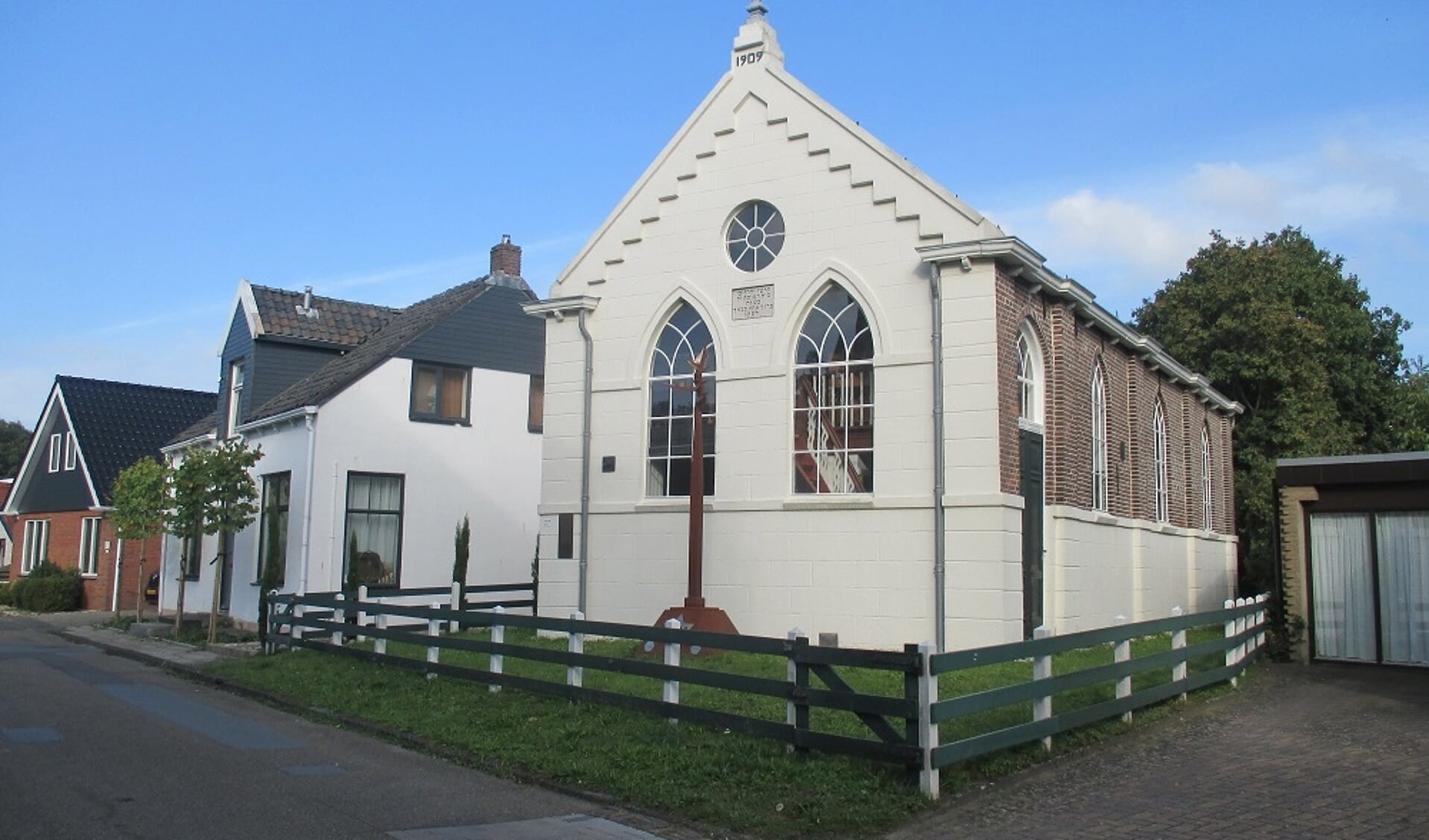 De synagoge in Emmen.
