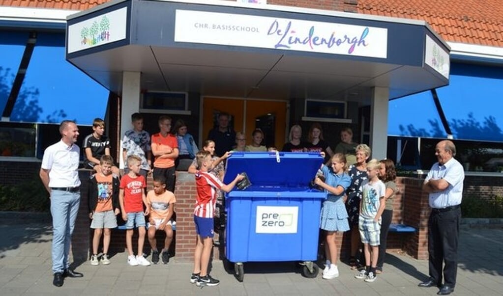 Ook CBS De Lindenborgh in Musselkanaal doet mee aan de E-waste race. (foto: gemeente Stadskanaal)