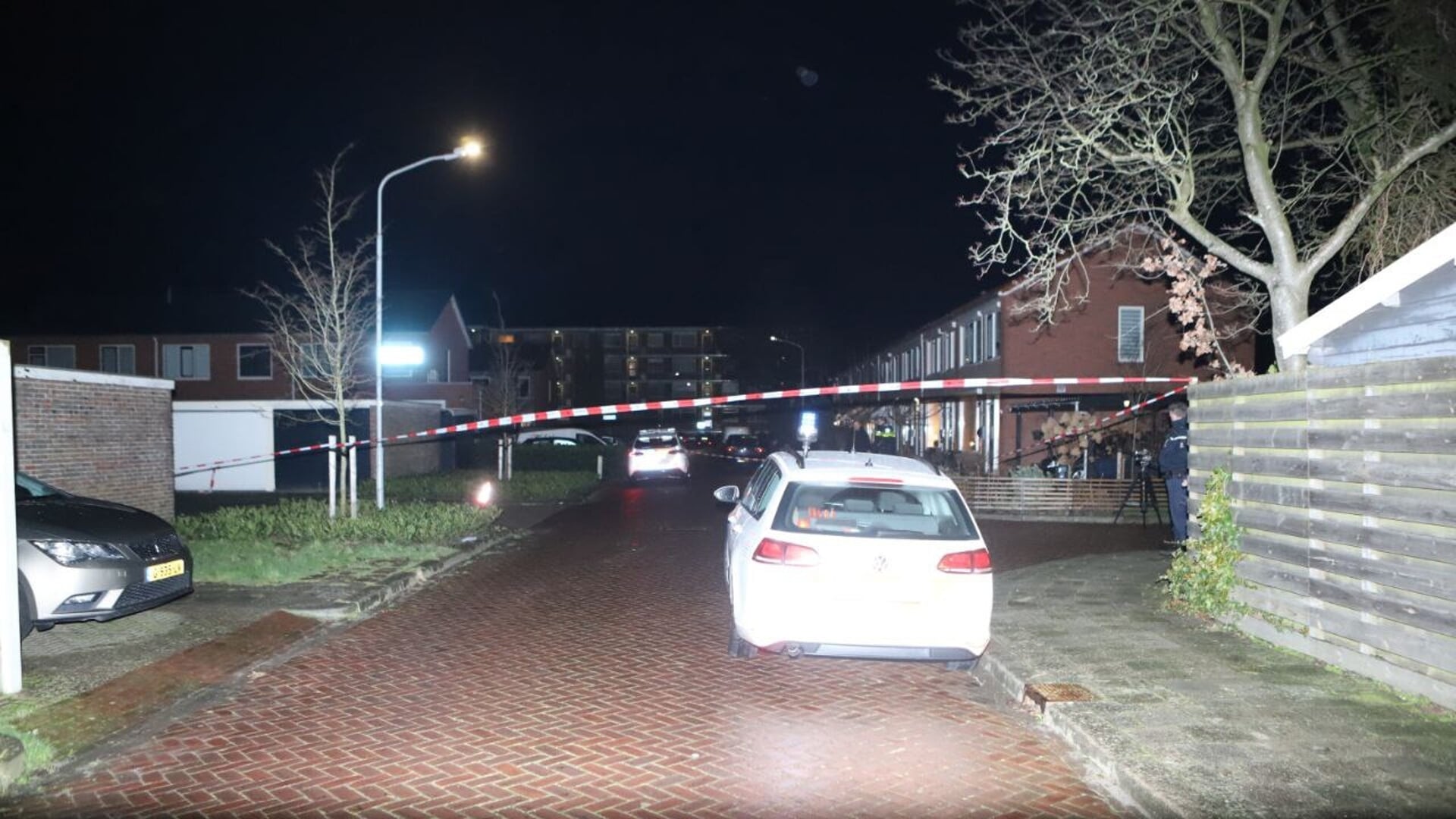 Bij de steekpartij raakte een 20-jarige man gewond. (foto: Persbureau Groningen) 