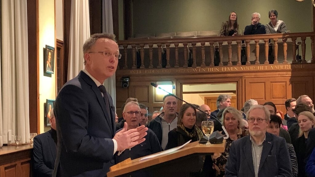 Commissaris van de Koning René Paas tijdens zijn nieuwjaarstoespraak in het provinciehuis. (foto: provincie Groningen)