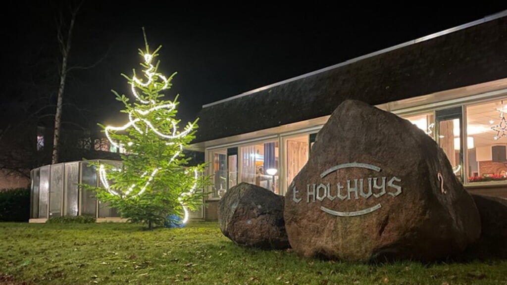 't Holthuys in Annen is ook in kerstsfeer. 