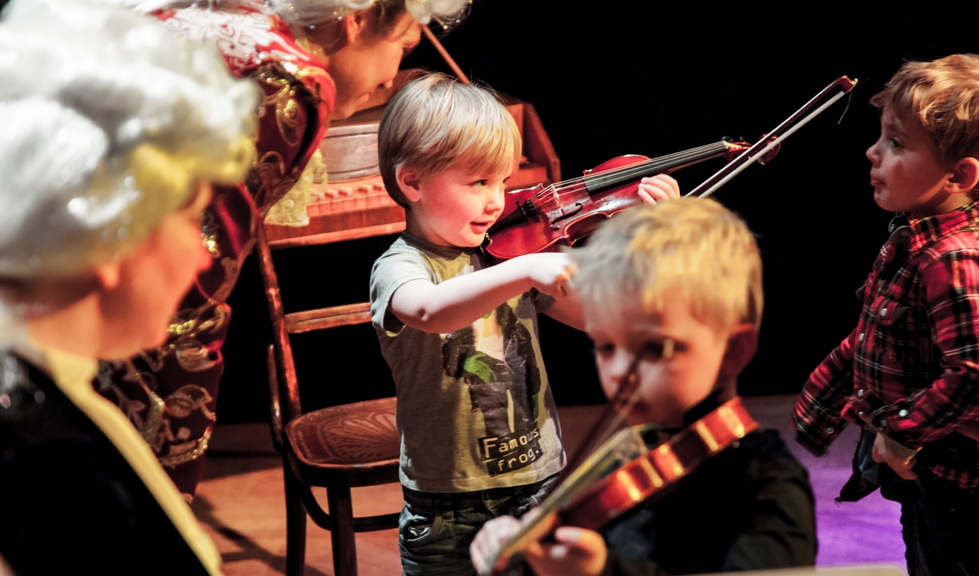 Kinderen kunnen tijdens de voorstelling ook muziek maken. 