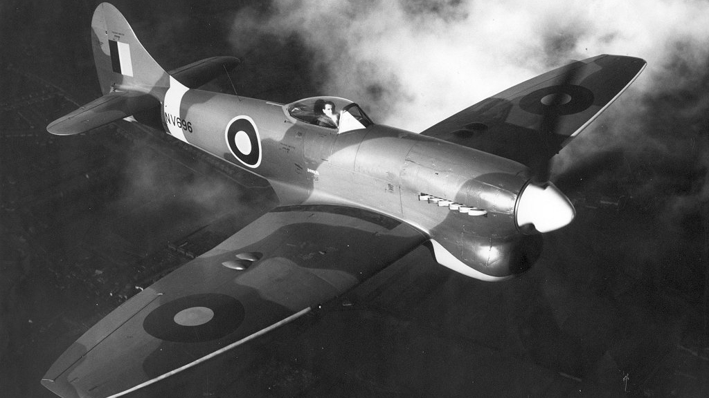 Een Hawker Tempest. Het vliegtuig dat bij Tweede Exloërmond neerstortte was van dit type.