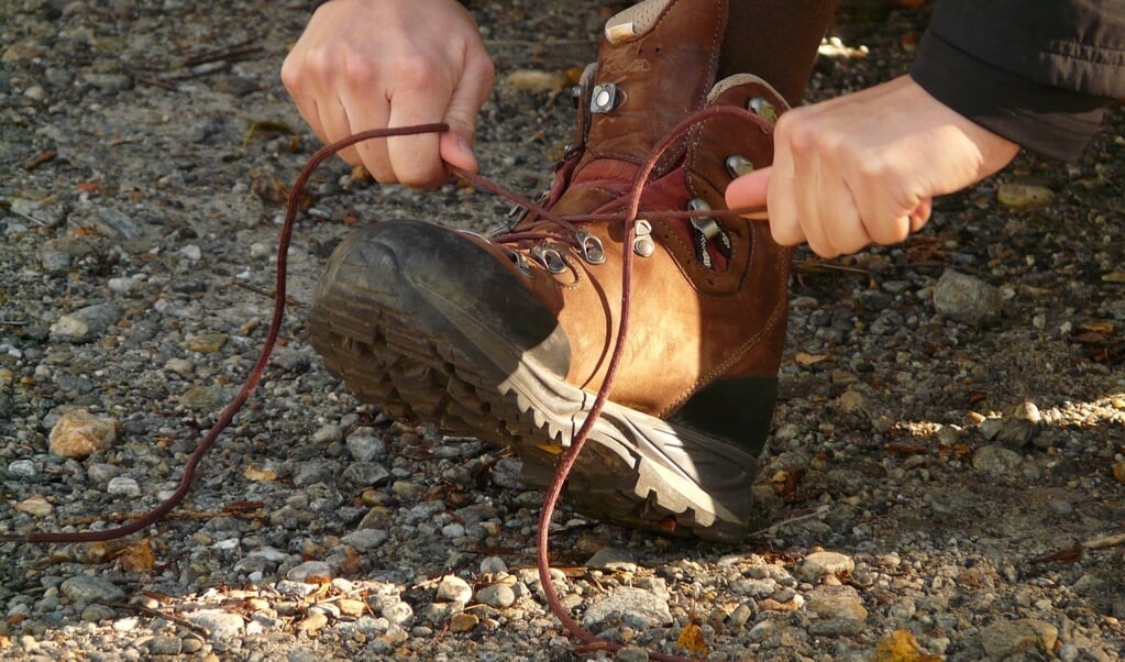 De wandelschoenen kunnen gestrikt worden voor de negende wandelvierdaagse in Rolde. 