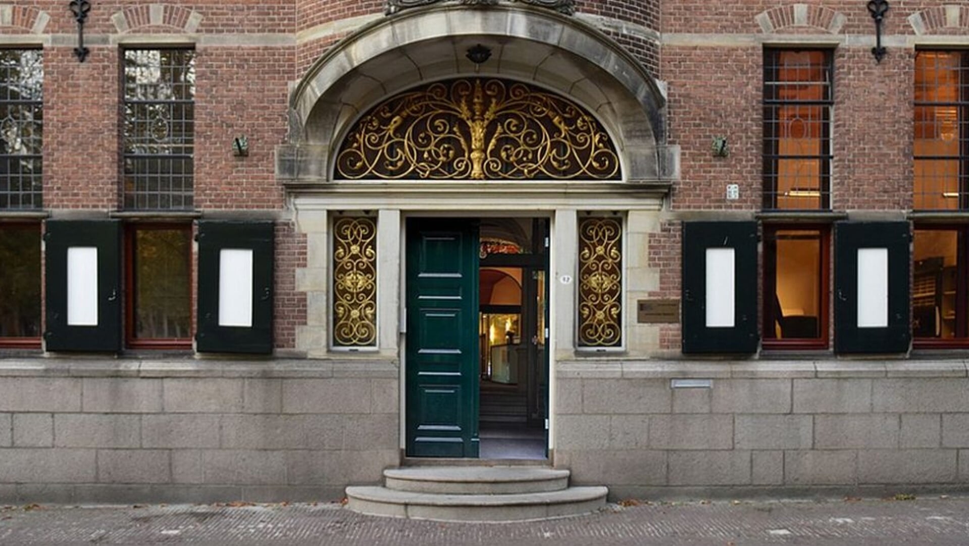 Het provinciehuis in Groningen. (foto: provincie Groningen)