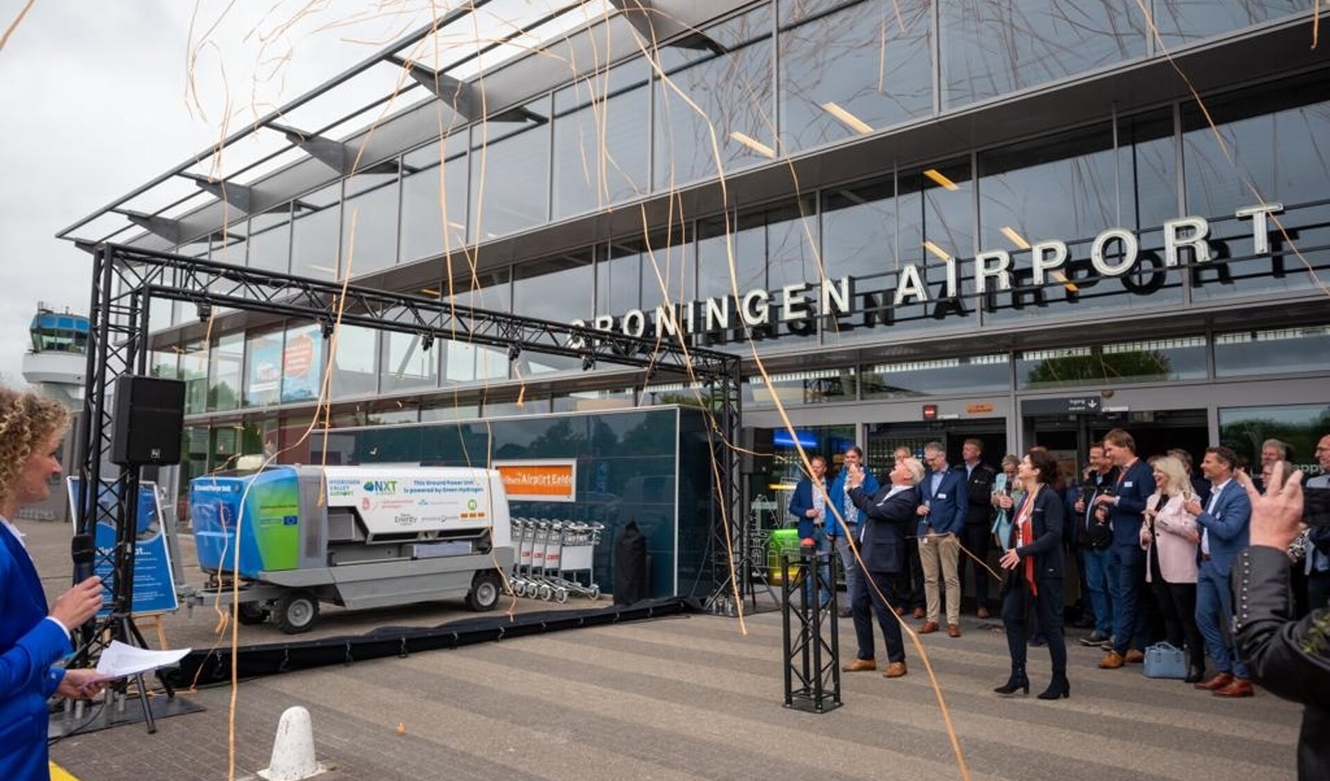 De wereldprimeur van de onthulling van de waterstof-GPU op Groningen Airport Eelde.