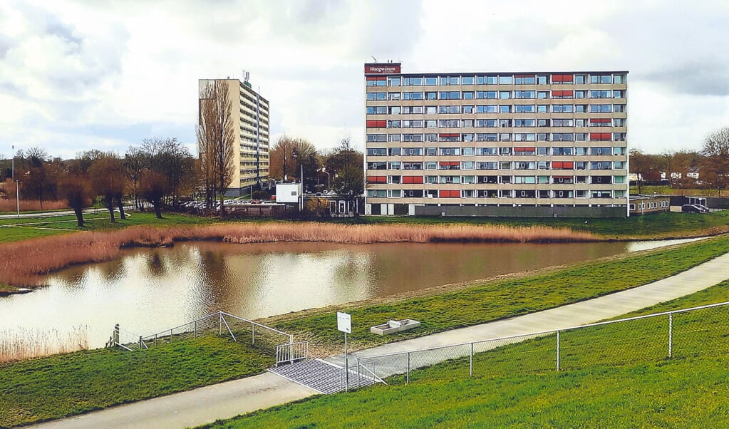 Serviceflat Hoogwatum in Delfzijl bestaat vijftig jaar en dat wordt gevierd.