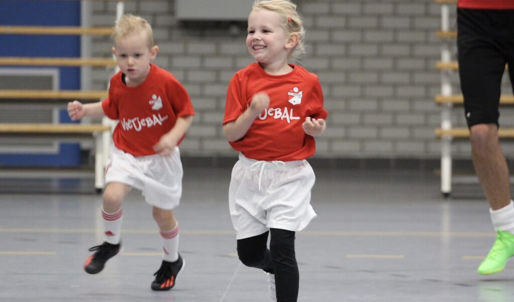 FC Emmen Voetjebal is voor kinderen van twee tot en met vijf jaar (foto FC Emmen).