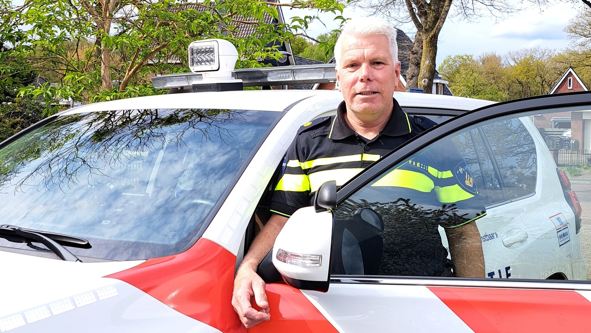 Wijkagent Bert Eefting gaat na 18 dienstjaren in Westerbork en omgeving met prepensioen.