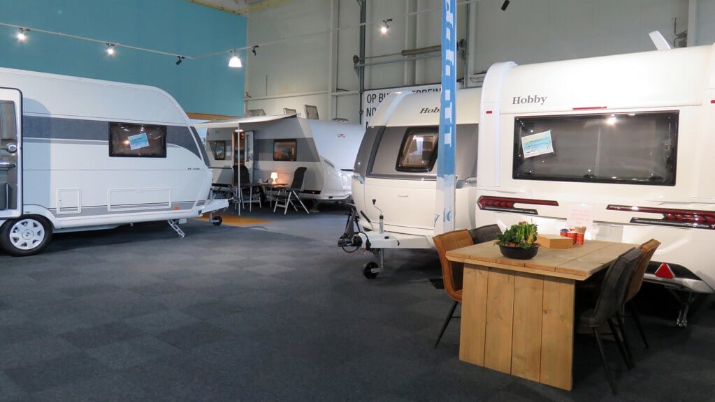 Het kampeerfestijn bij Strating Caravans in Zuidbroek is een eldorado voor de caravanliefhebbers. 