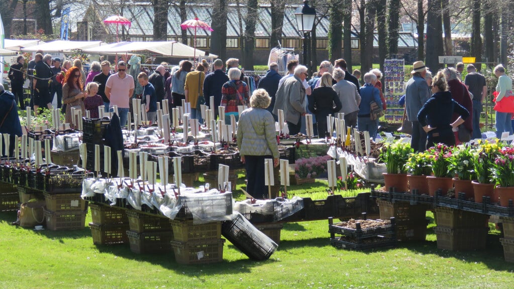 Veel sfeer met bloemen en planten tijdens de Tuin- en Lifestyle Fair in Slochteren.