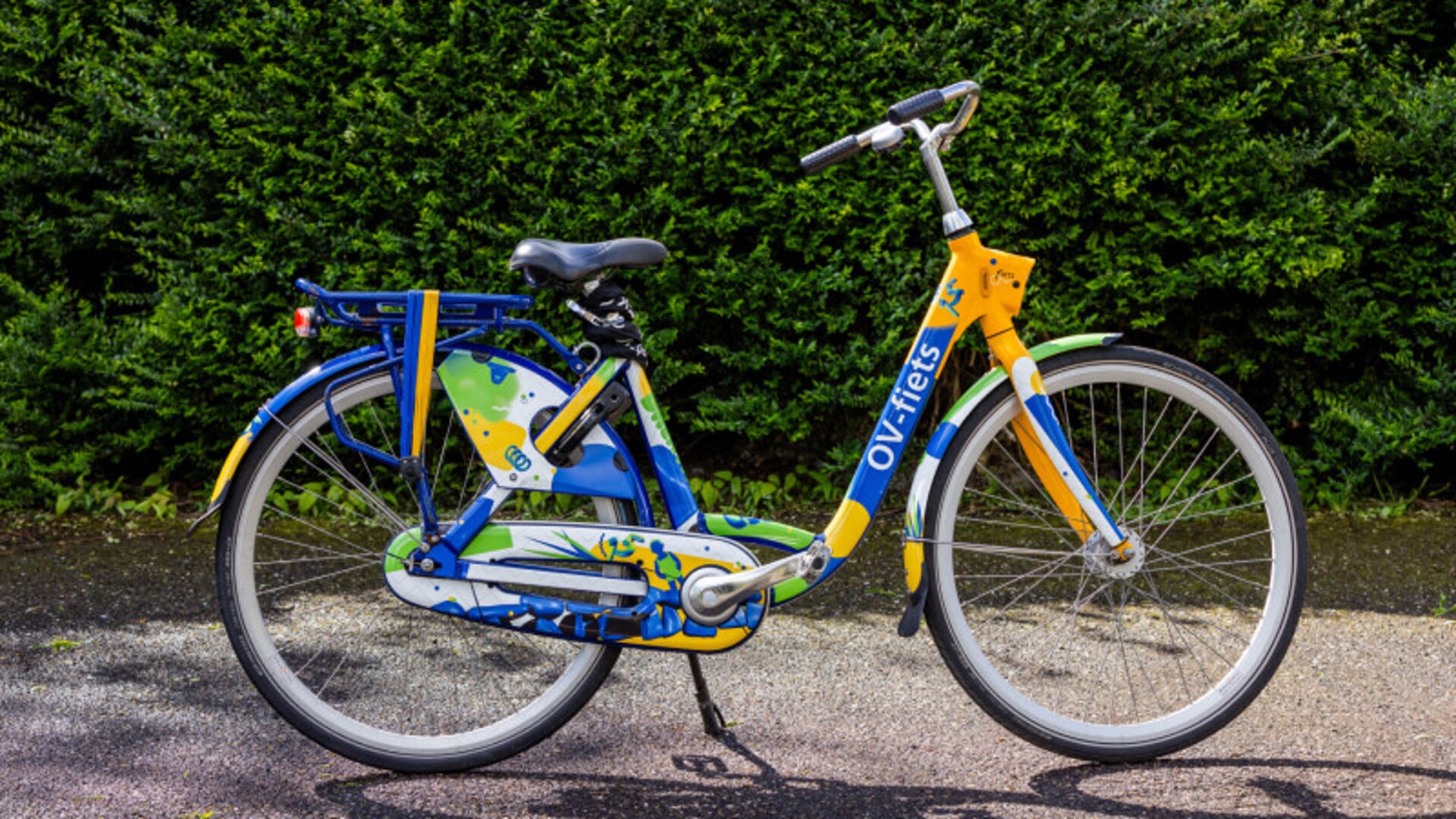 De nieuwe OV-fiets die op drie plaatsen in Drenthe te vinden is. (foto: NS) 