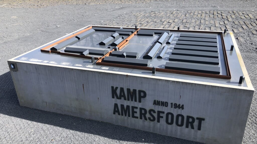 Een maquette van Kamp Amersfoort. 