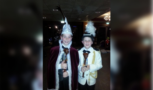 Jeugdprins Porcellus XXXVIII en Adjudant onthuld: David Kusters en Bram van den Hurk