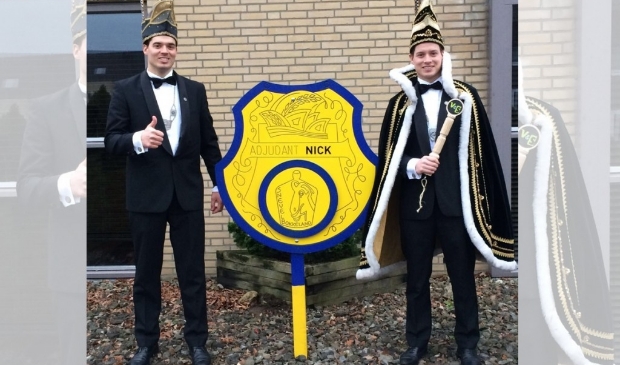 Van de adjudanten...