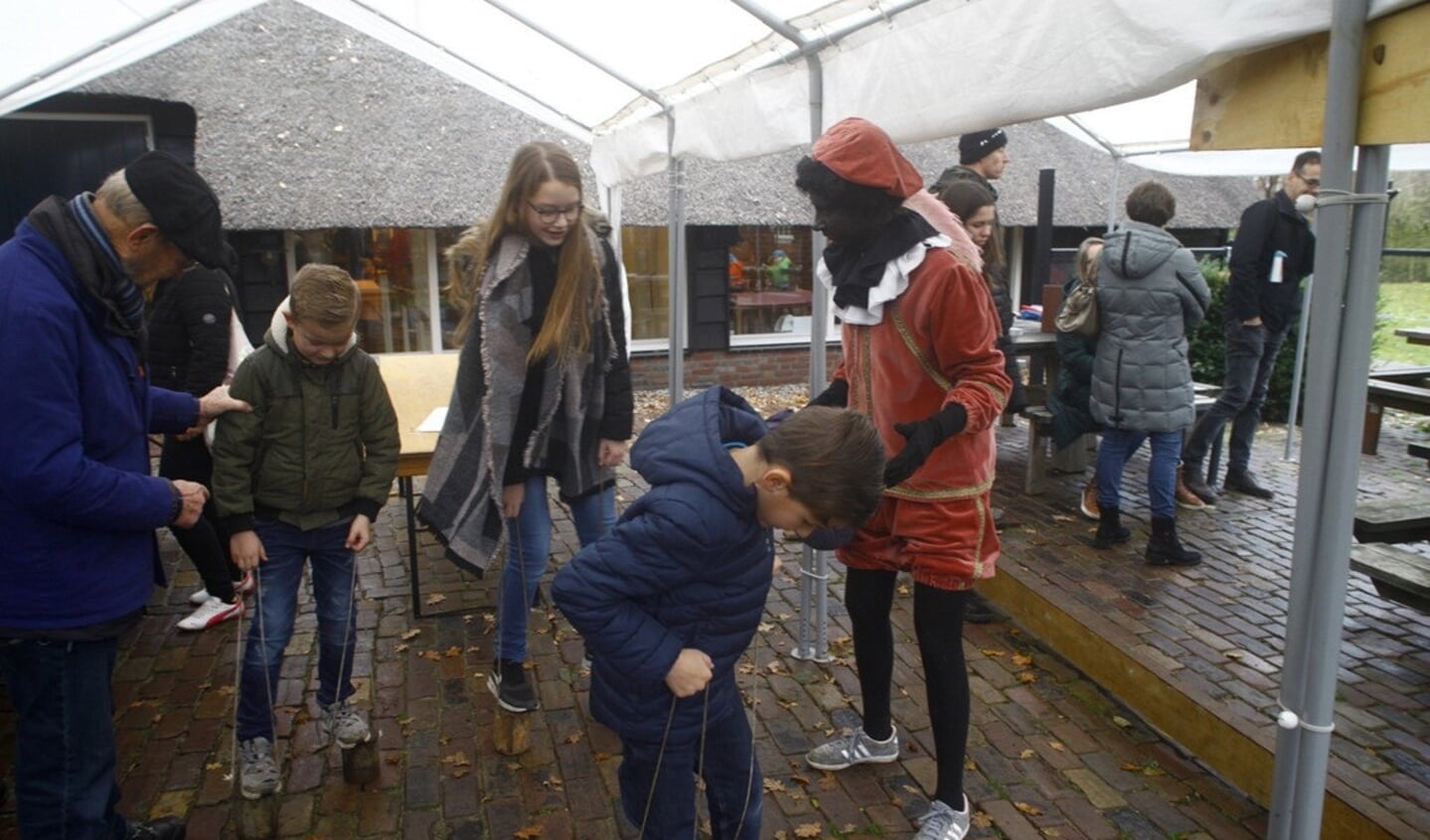 Heeswijk-Dinther - Sinterklaas slaapt in de Museumboerderij