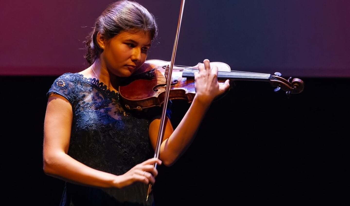 Uurtje Klassiek – Iris van Nuland, viool