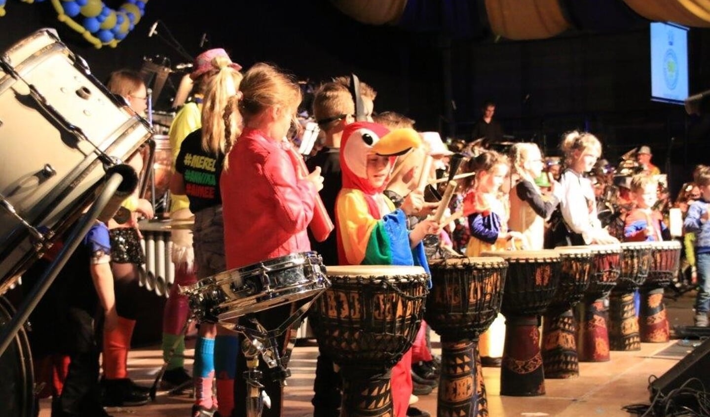 Heeswijk-Dinther - Carnavalsconcert Snevelbokkenland