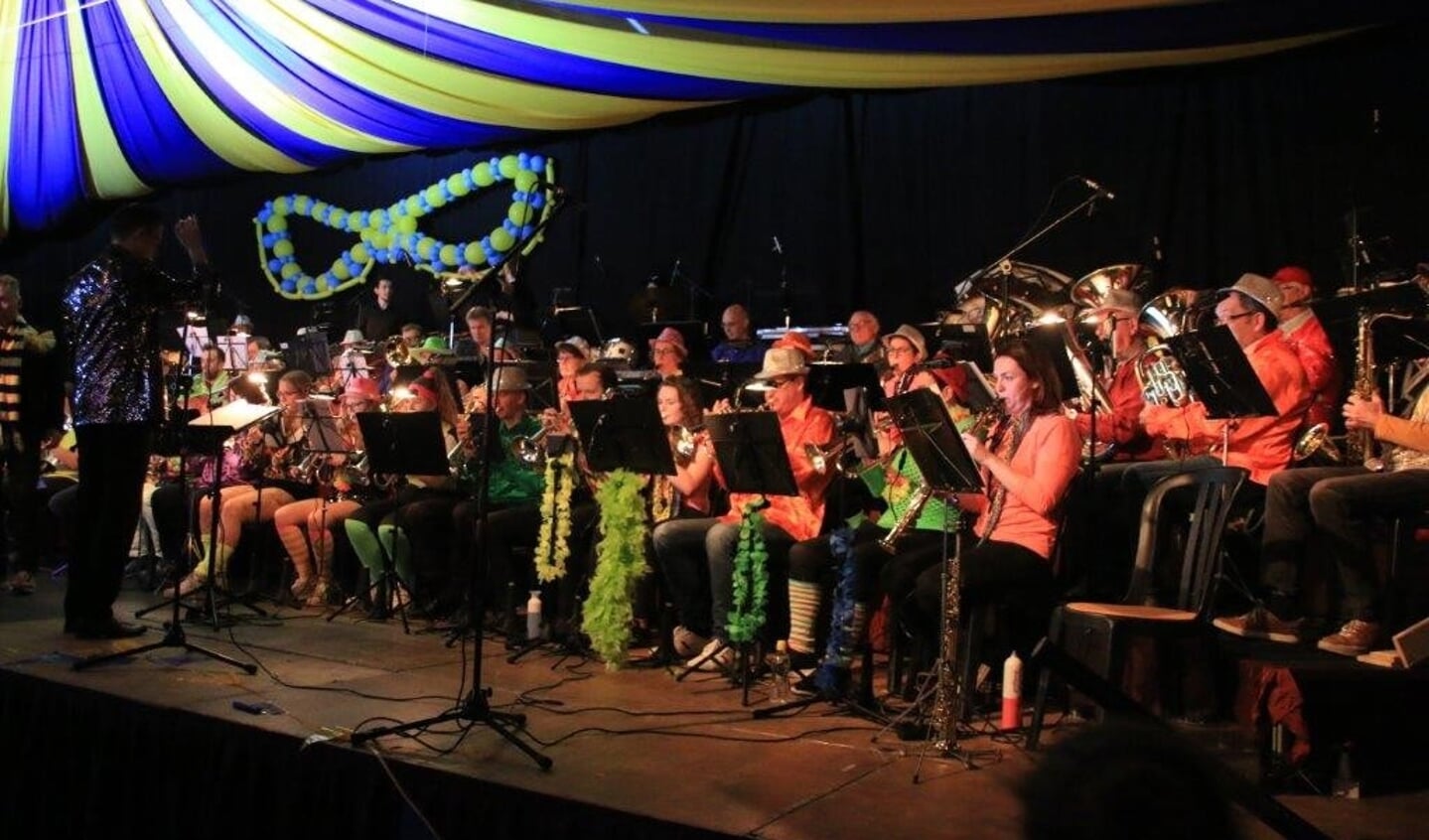Heeswijk-Dinther - Carnavalsconcert Snevelbokkenland