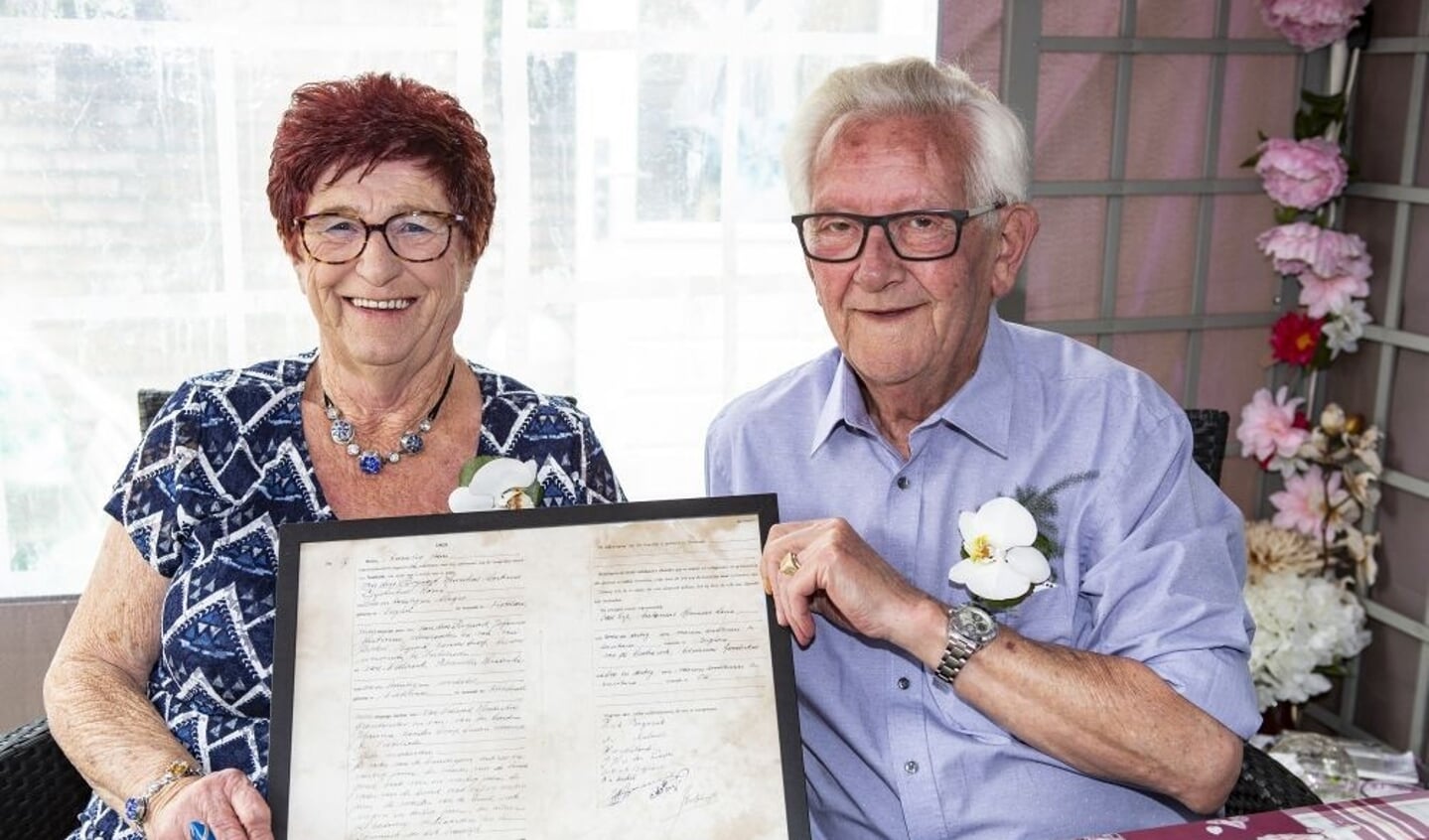 Nistelrode - Harrie & Nellie van den Bogaart-van Nuland 60 jarig huwelijk
