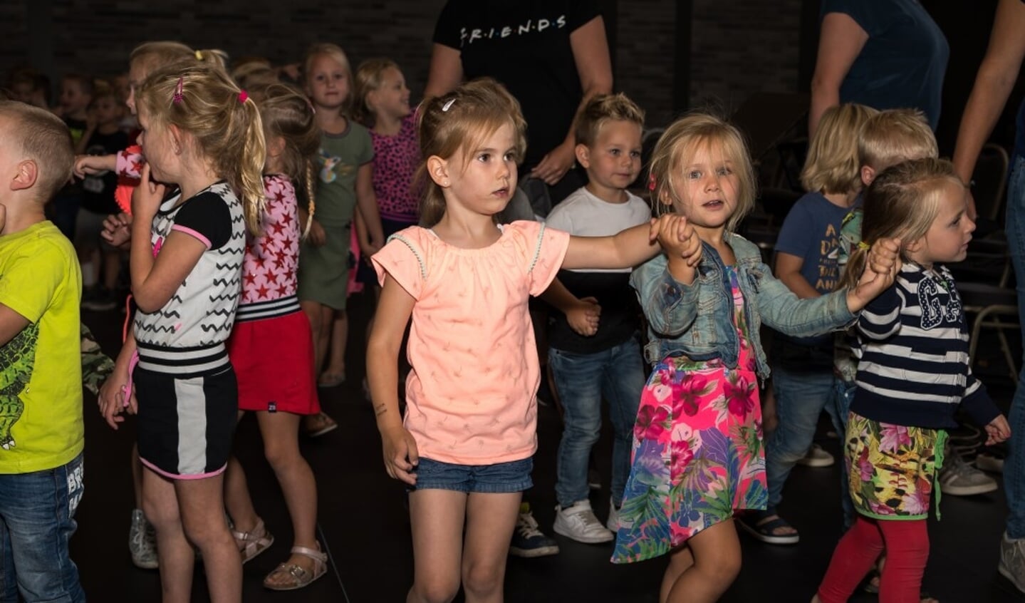 Vorstenbosch - Opening MFA met de kinderen