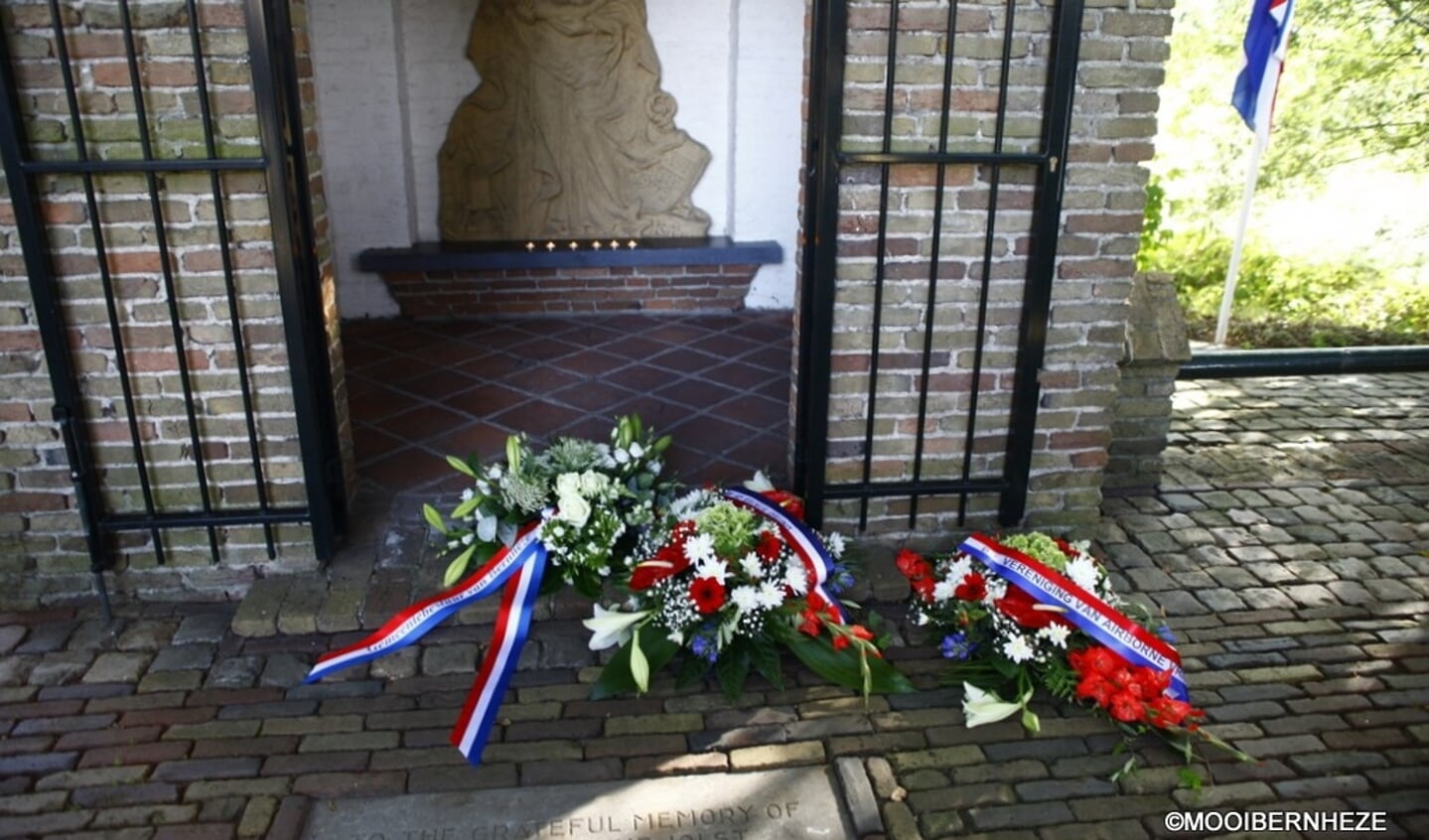 Heeswijk-Dinther - Herdenking 75e verjaardag operatie Market Garden bij Airborne monument 