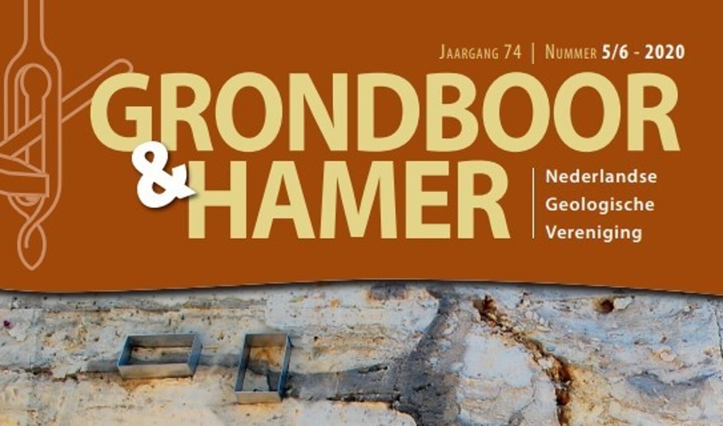 Uitreiking eerste exemplaar special Peelrandbreuk van Grondboor & Hamer