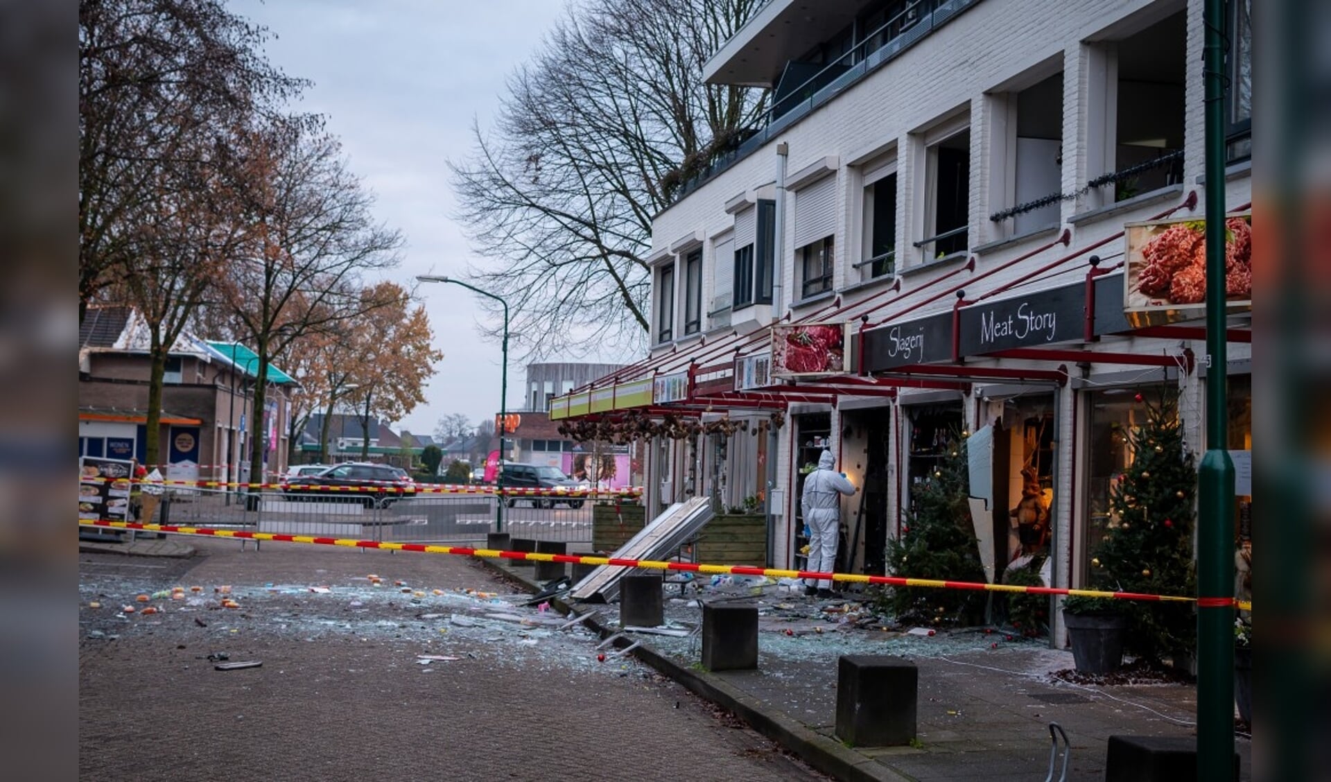 Heeswijk-Dinther - Explosie Poolse Supermarkt 