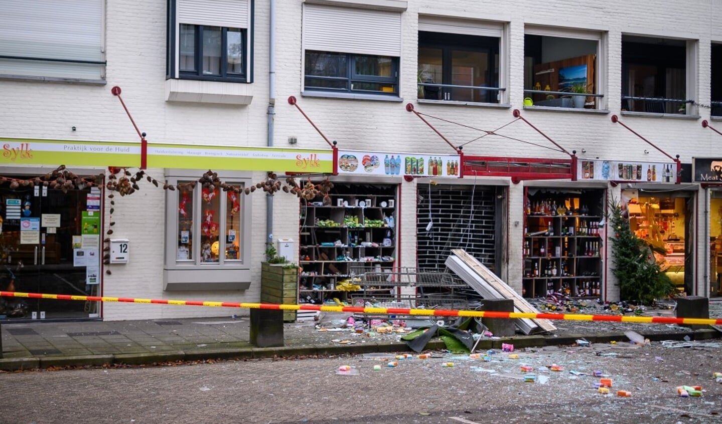Heeswijk-Dinther - Explosie Poolse Supermarkt 