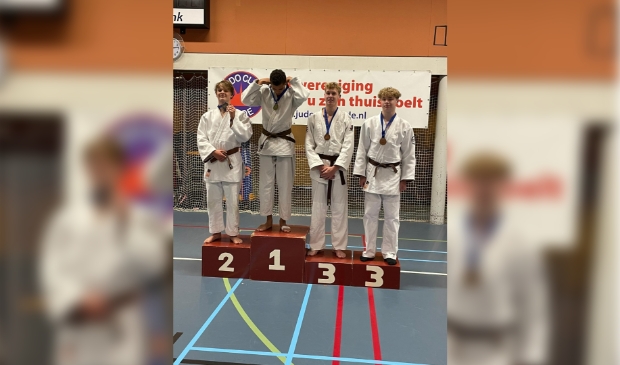 <p>3e plaats voor Willem van den Hurk </p>