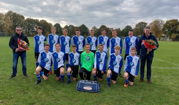 HVCH JO17-3 in het nieuw gestoken