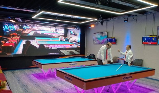 SIS Billiards Experience Center