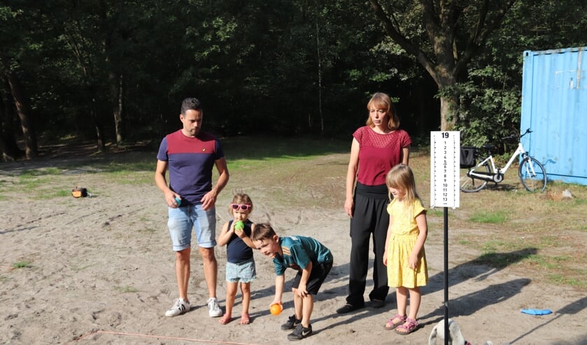 Ook voor de kinderen is er dit jaar een kinder jeu de boule baan aanwezig