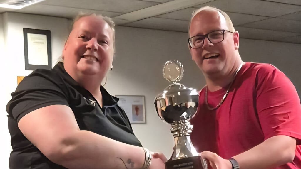 Claudia Hanegraaf-van Toor (winnaar Revanche Cup 2025) en Maurice Platenburg (huidige keizer)