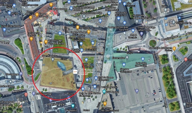 <p>het blok van V&D (Foto: Google Maps)</p>