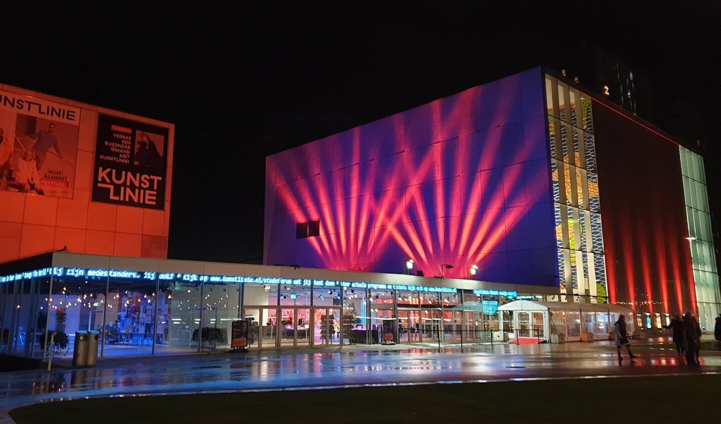 Kunstlinie is blij dat de deuren weer open kunnen. (Foto: Almere Zaken)