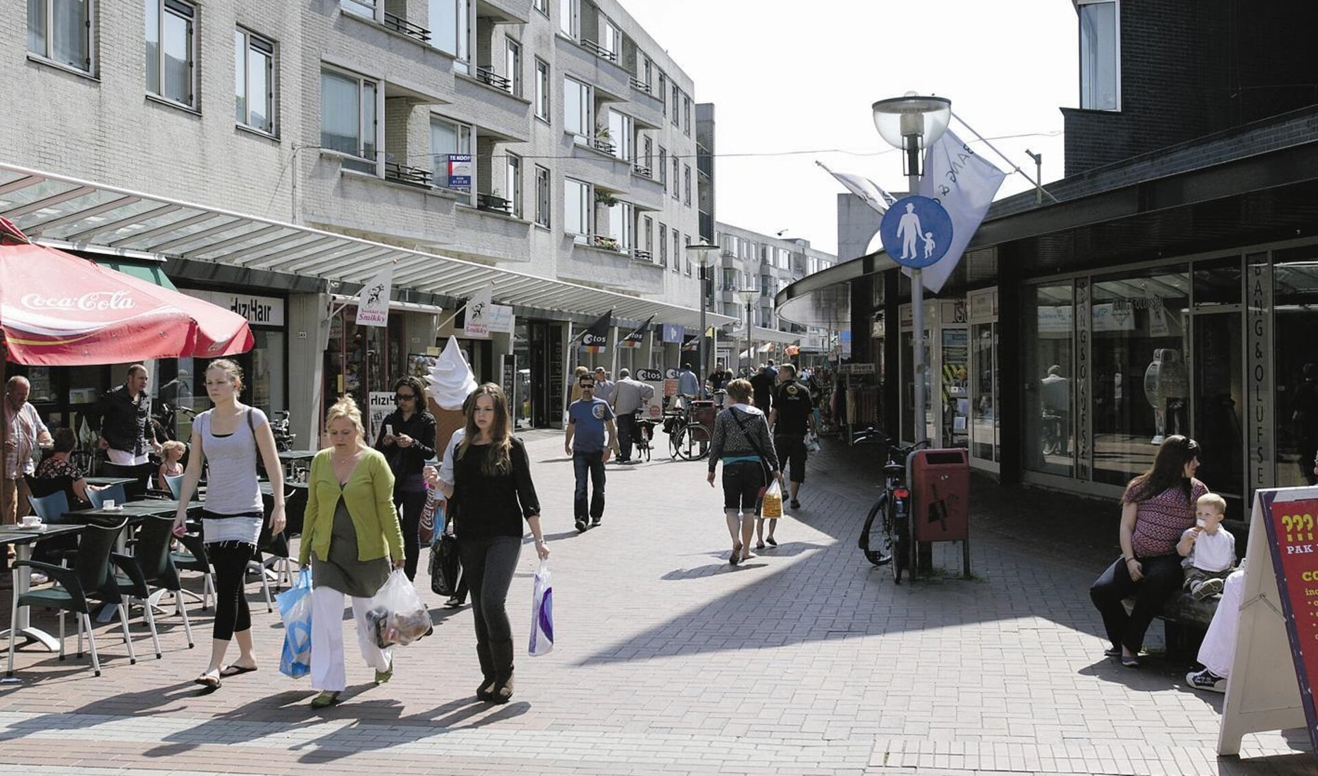 Het cameratoezicht in het centrum van Buiten blijft (Archieffoto: Fred Rotgans)