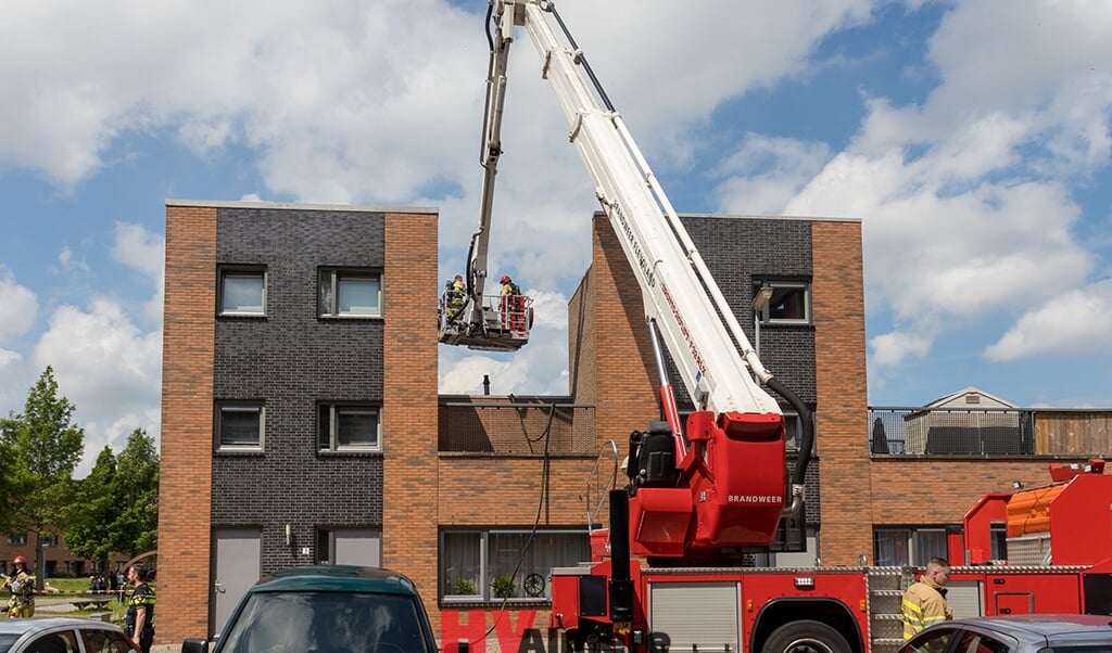 De brandweer wist erger te voorkomen. (Foto: HV Almere)