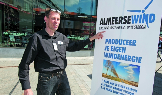 <p>Voorzitter John van Diepen is boos.. (Archieffoto: Fred Rotgans)</p>