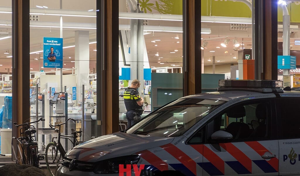 De politie wil getuigen spreken. (Foto: HV Almere)